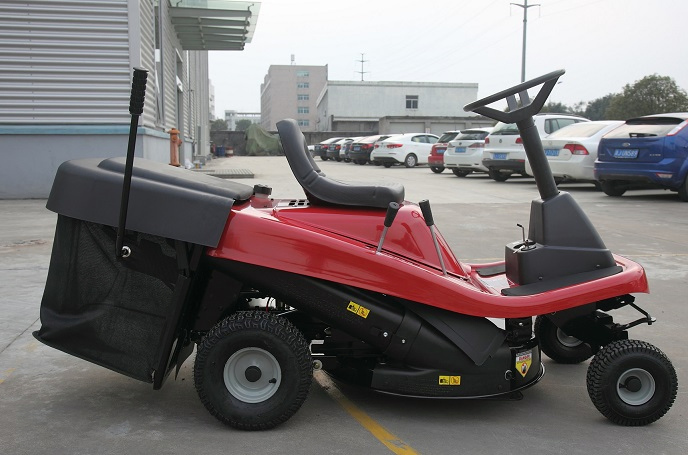 Самоходная газонокосилка 30 дюймов, 12.5 л.с.