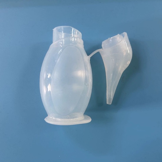 Gentle Manual Silica Gel Baby Nasal Aspirator for Easy Cleaning