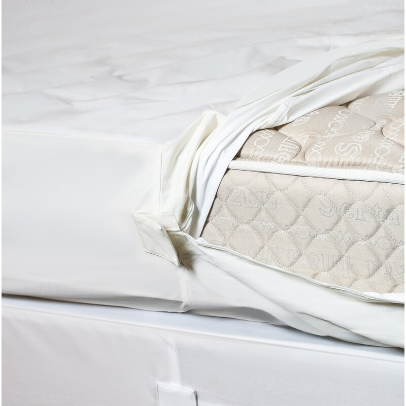 White Square Quilted Hypoallergy Waterproof Mattress Protector