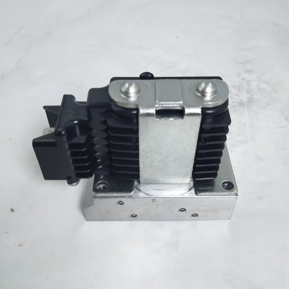 Пропорциональный гидравлический клапан Sauer Danfoss 157B