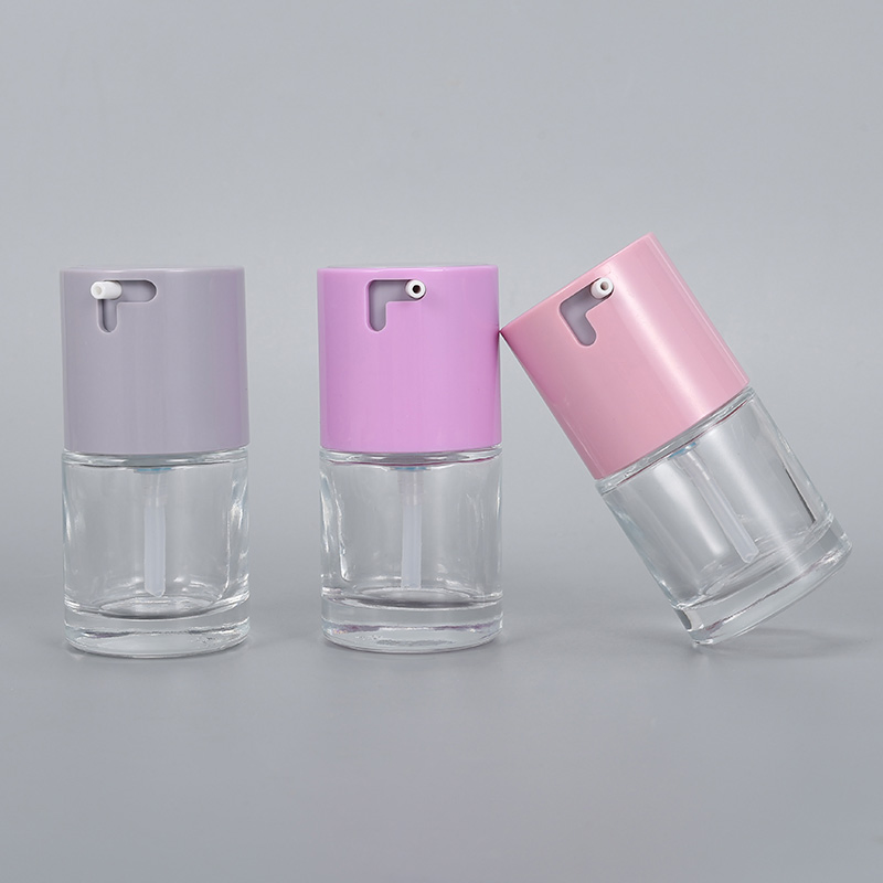 Glass Cosmetic Bottle with Treatment Pump for Lotion and Foundation