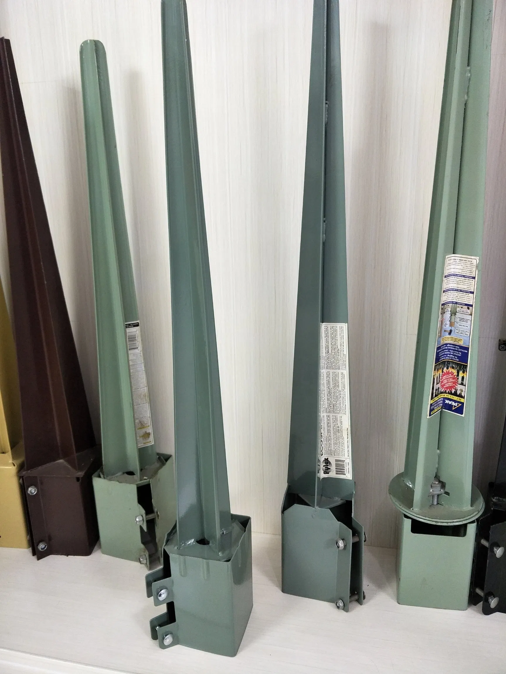 4X4 Metal Adjustable Round Angle Wood Garden Fence Timber Post Anchors Ground Spike