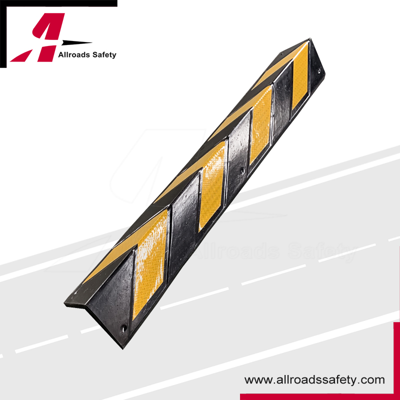 80cm Molded Rubber Garage Wall Corner Protector