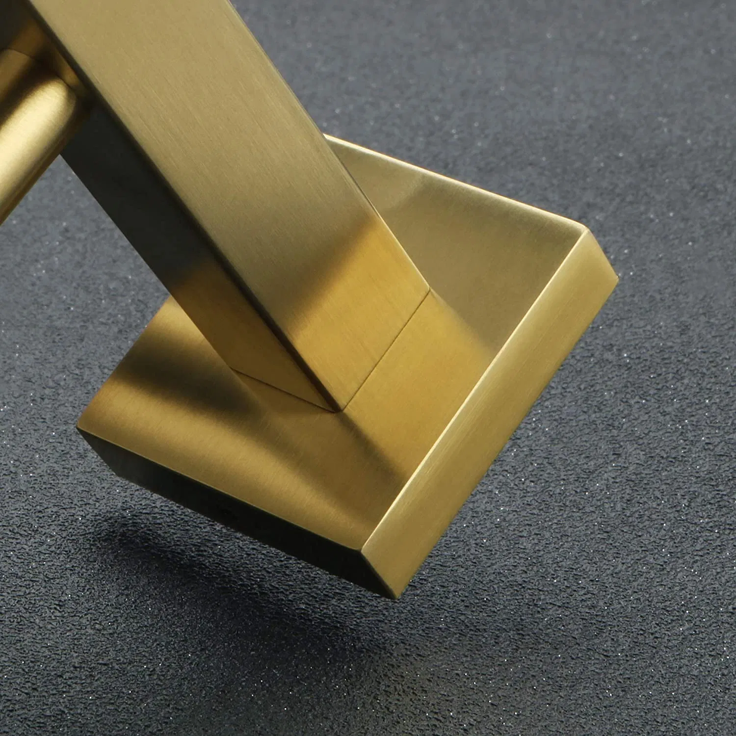 Настенная полотенцесушитель Degol с двумя перекладинами