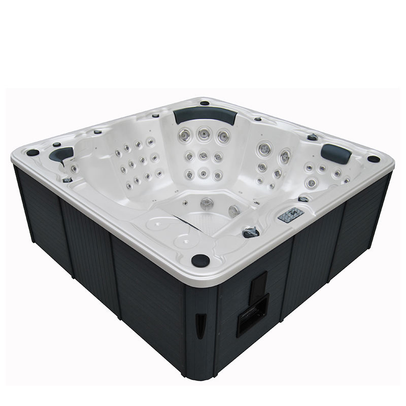 Уличный СПА-бассейн с подогревом и гидромассажем