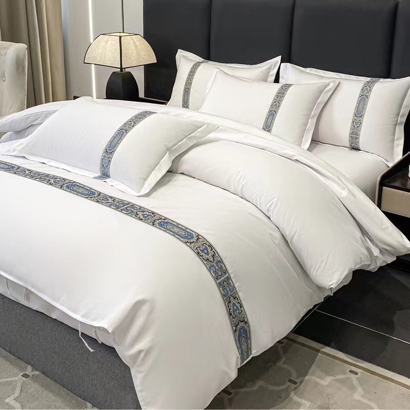 Customized 5 Star Hotel Luxury Bedding Set Colored Embroidery 100% Cotton Fitted/Flat Sheet Hotel Bed Linen Customized Bedding