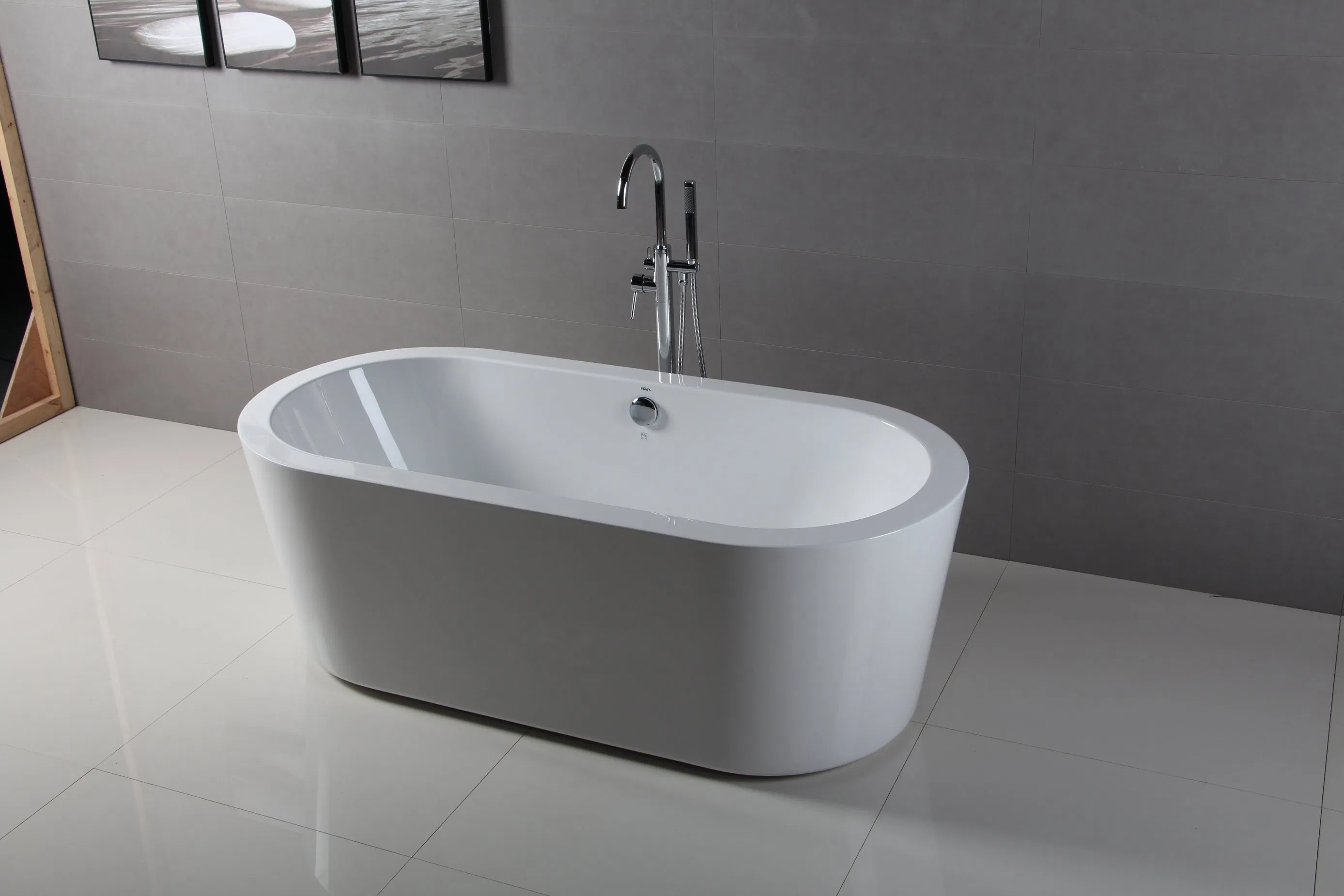 Акриловая отдельностоящая ванна Waltmal