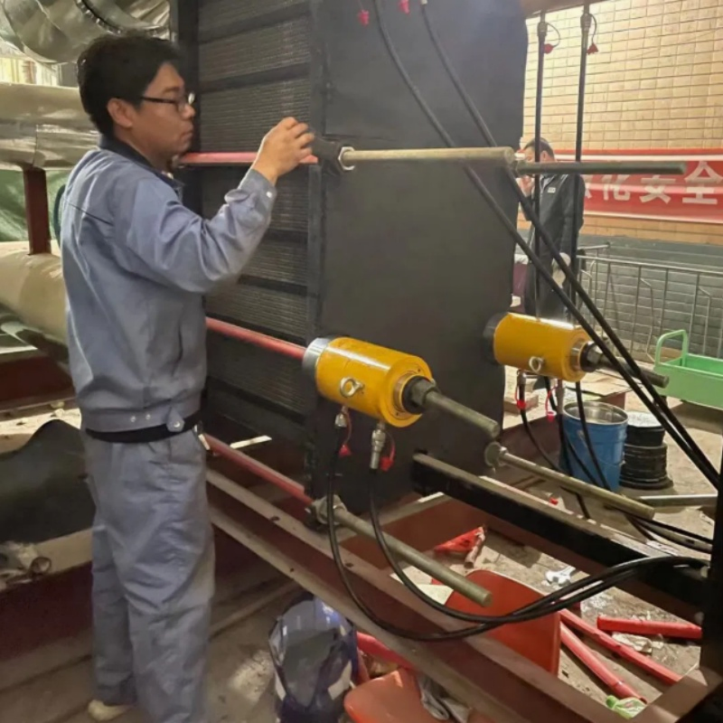 Гидравлический ключ для пластинчатого теплообменника PLE-246