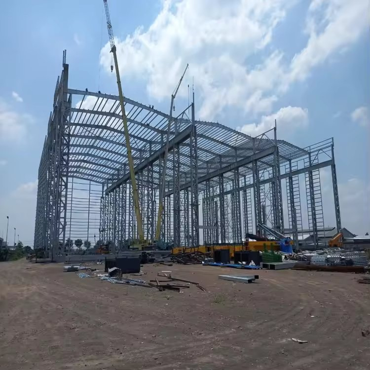 Large-Span Steel Structural Buildings/Prefab Car Showroom Structure for Warehouse/Workshop
