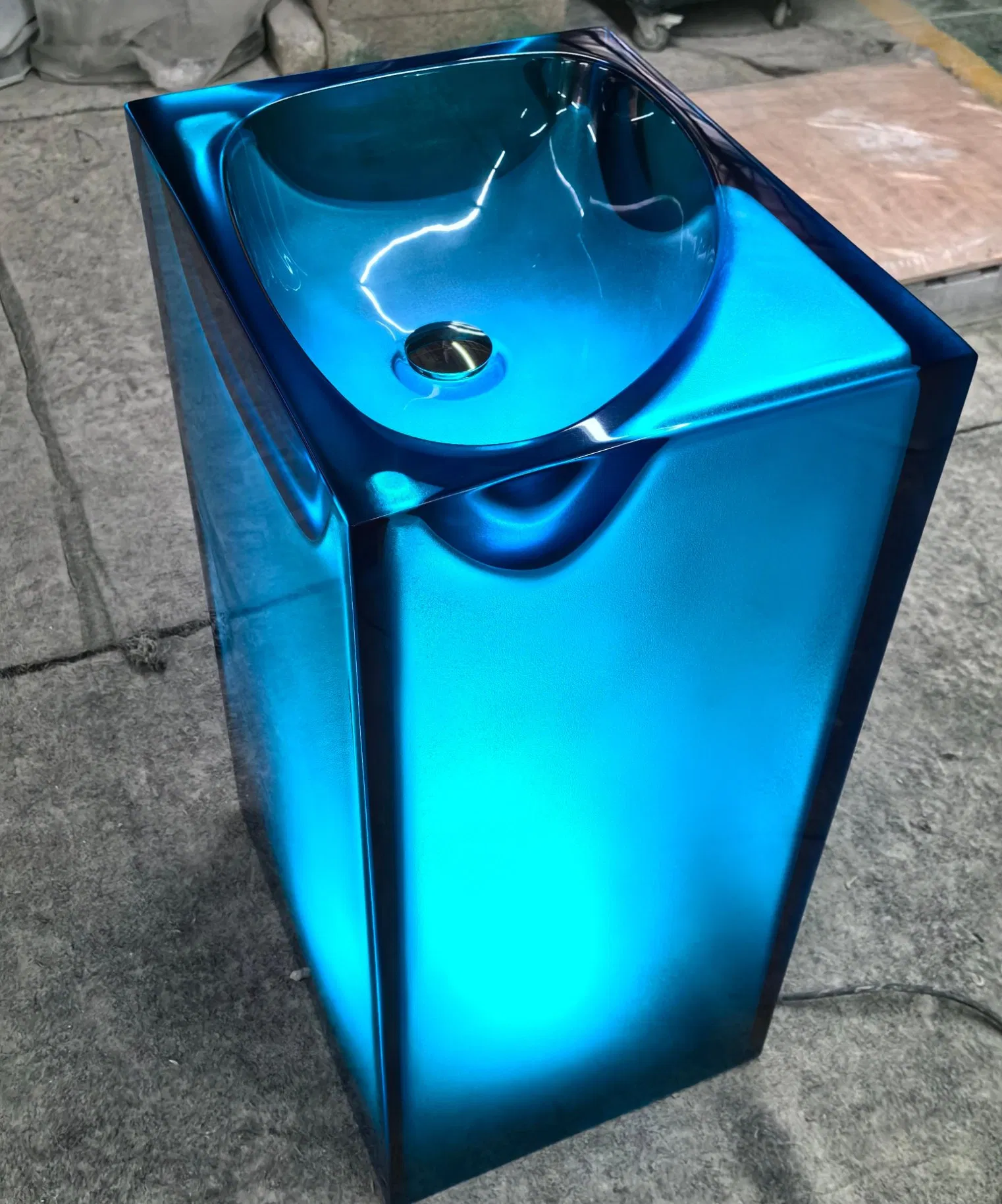 Прямоугольная раковина Crystal из прозрачной смолы