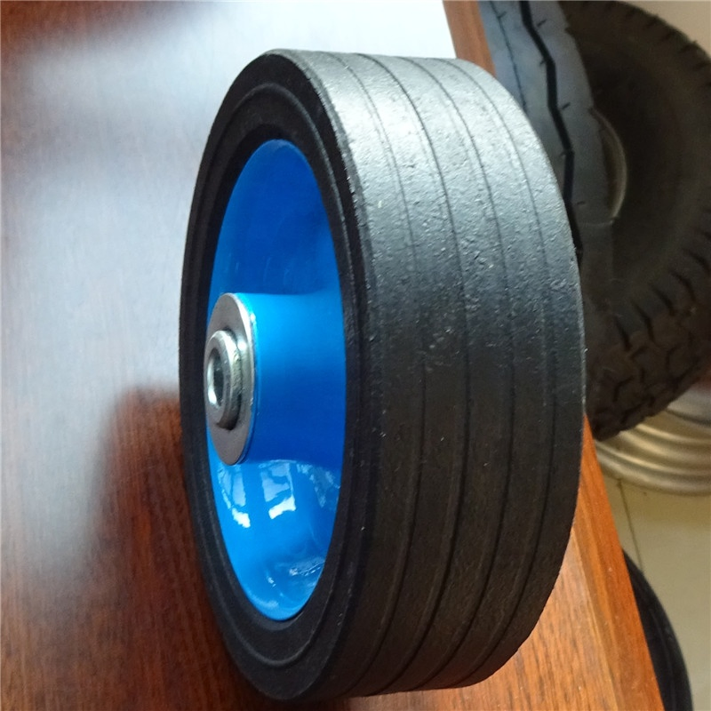 Solid Rubber Wheels with 7X1.3