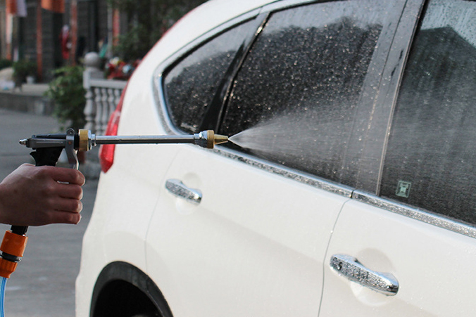 Long Copper-Tipped Pole Strgth Into The Car Water Gun