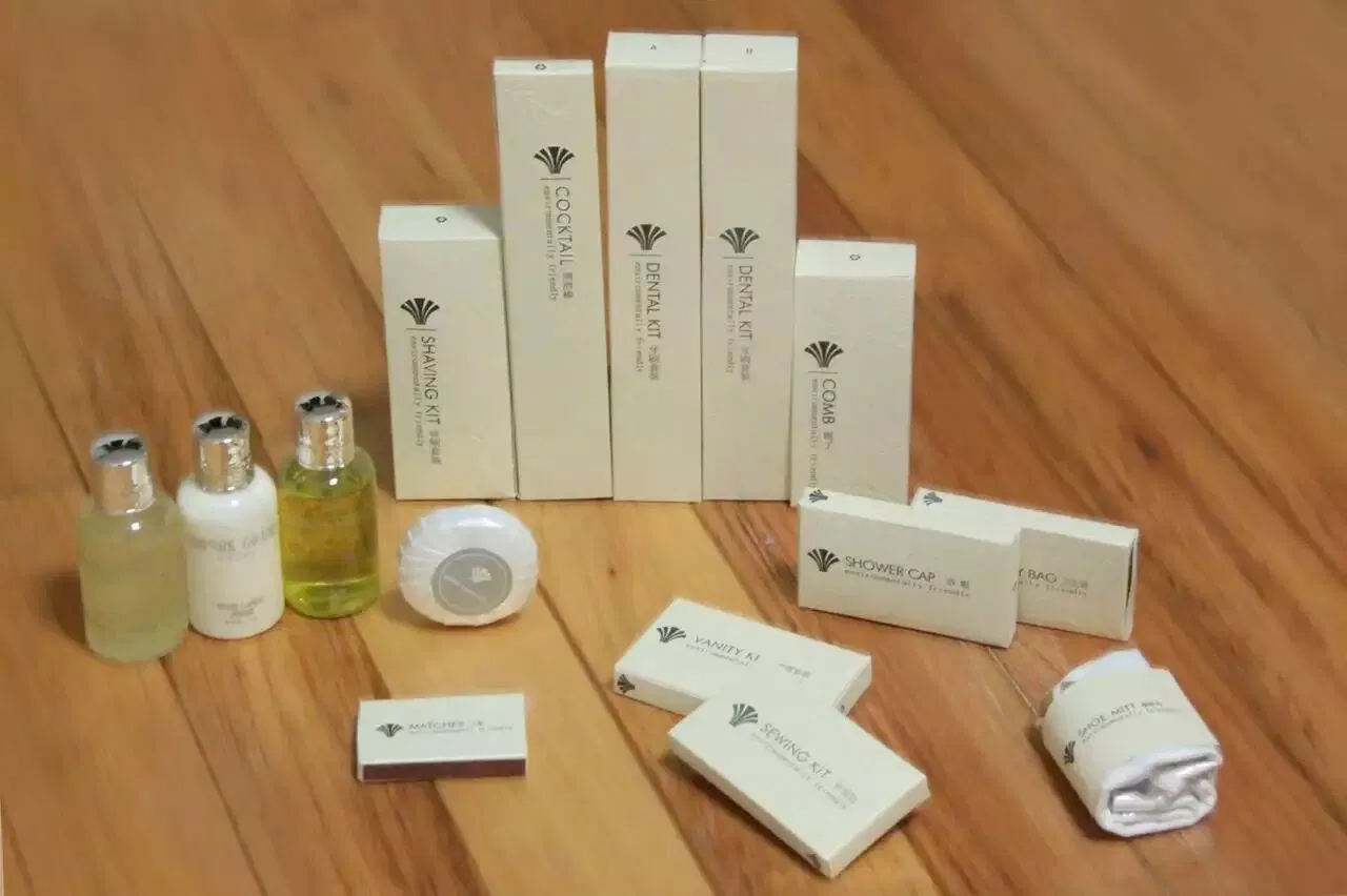 Amenity Kits in Paper Box for Hotel Room Using
