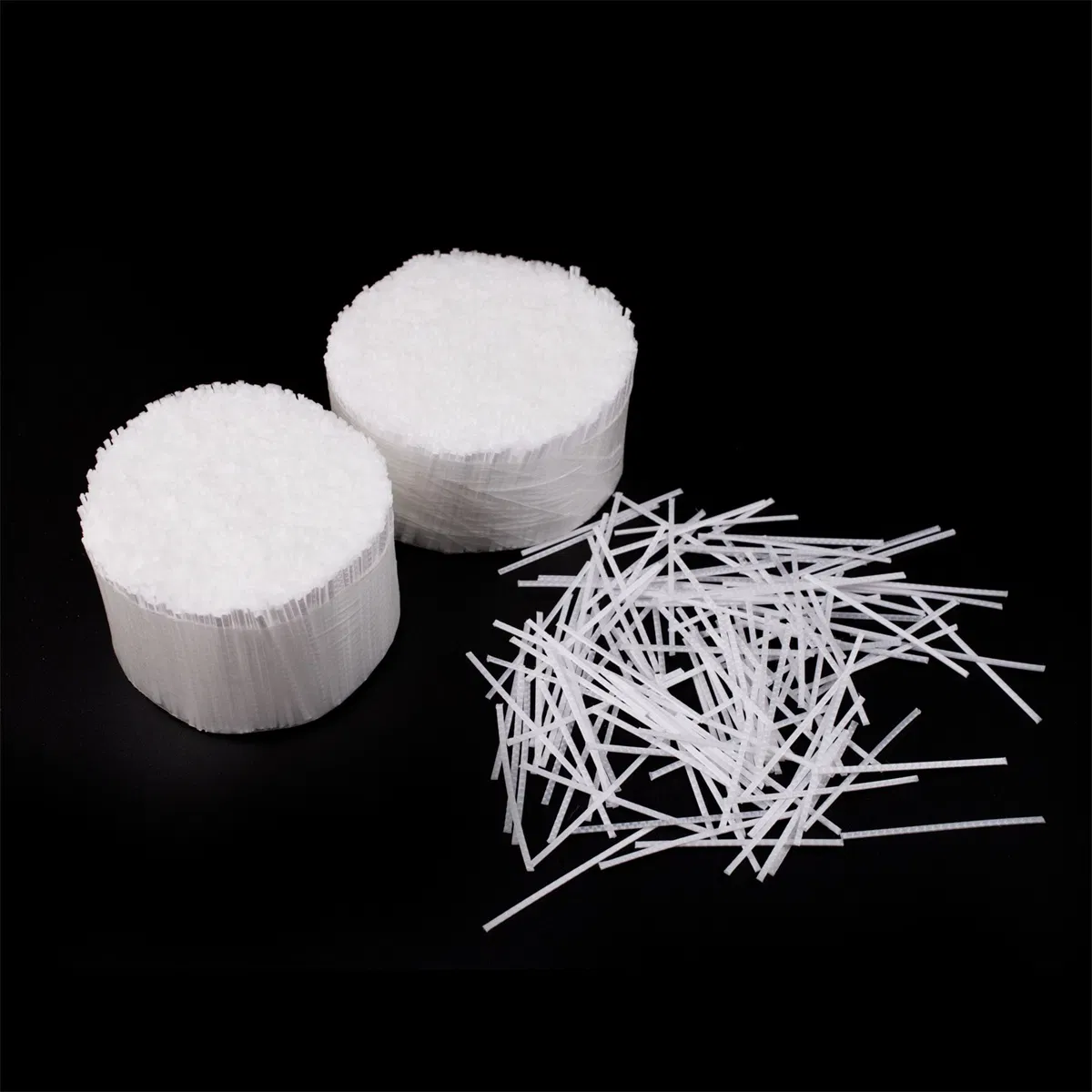 Synthetic White PP Macro Fiber Embossed