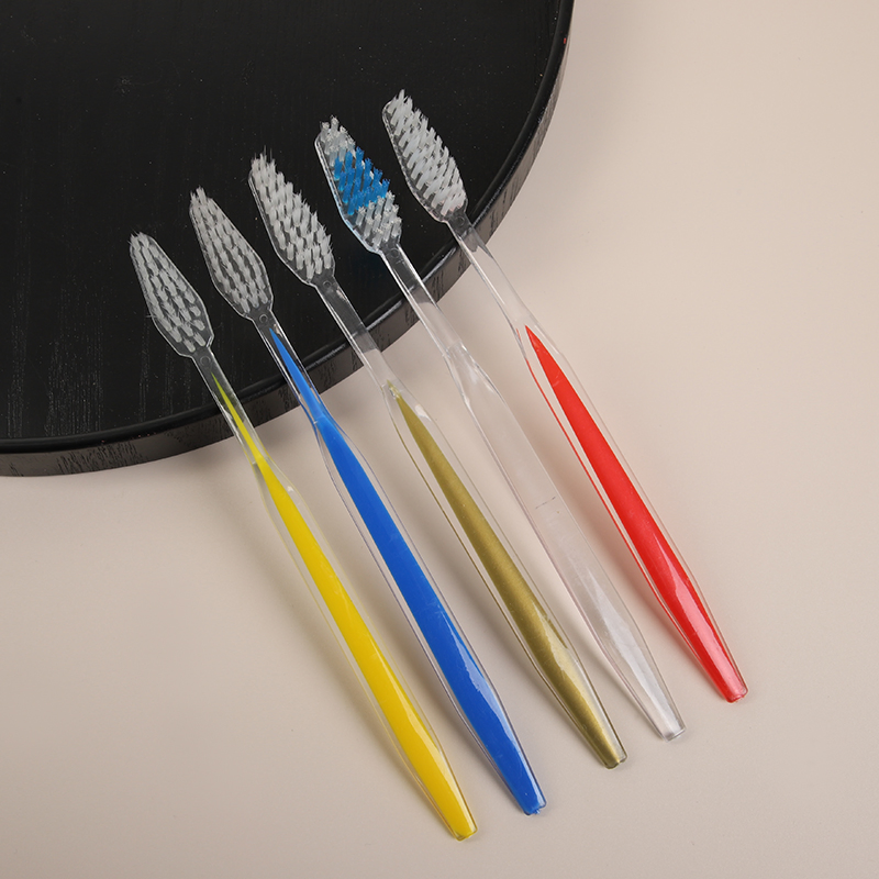 Мягкая зубная щетка для взрослых, дорожный набор