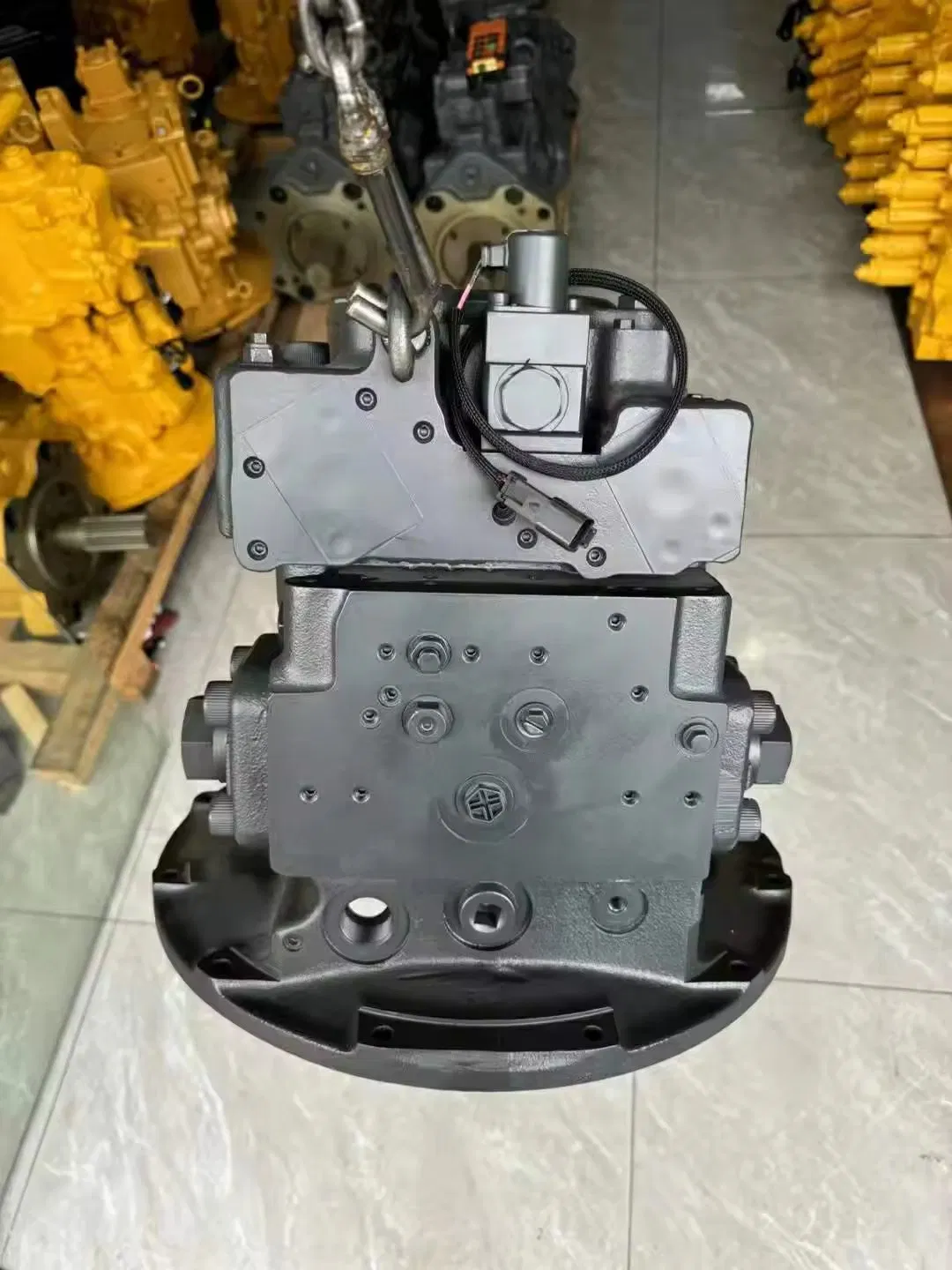 Гидравлический насос 708-3m-00011 для экскаваторов Komatsu
