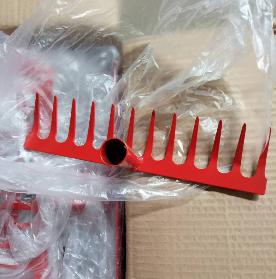 12 Teeth Green Painting Steel Rake