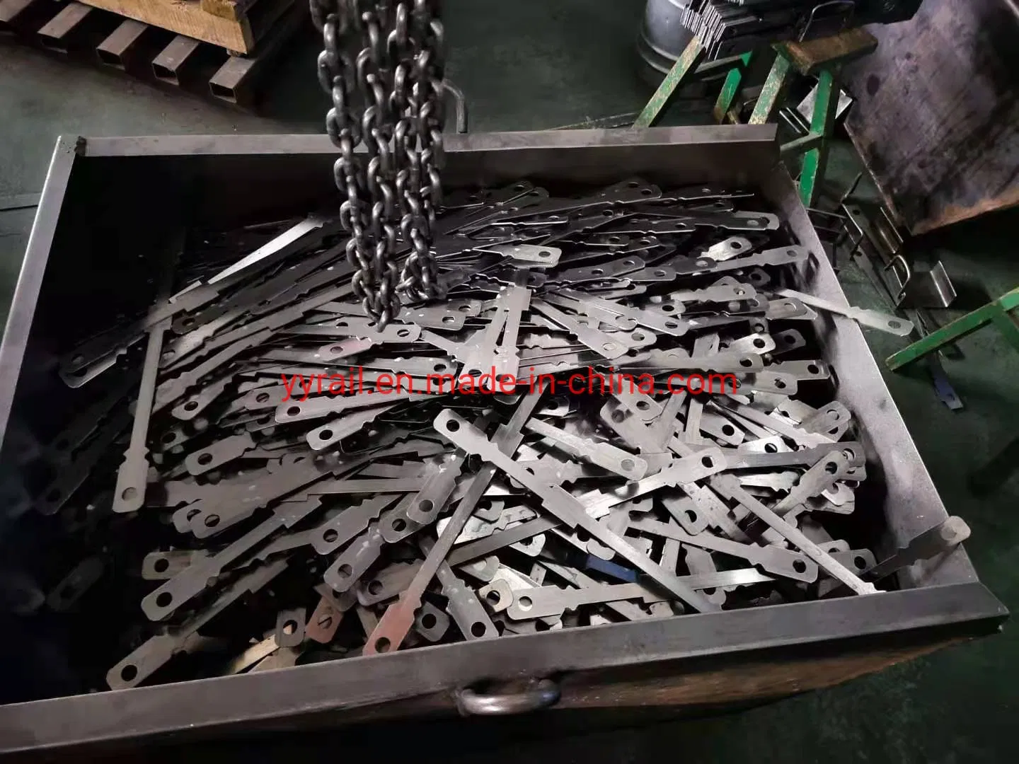Construction Formwork Materials Factory Price Standard Flat Tie Formwork Supplier X-Flat Ties