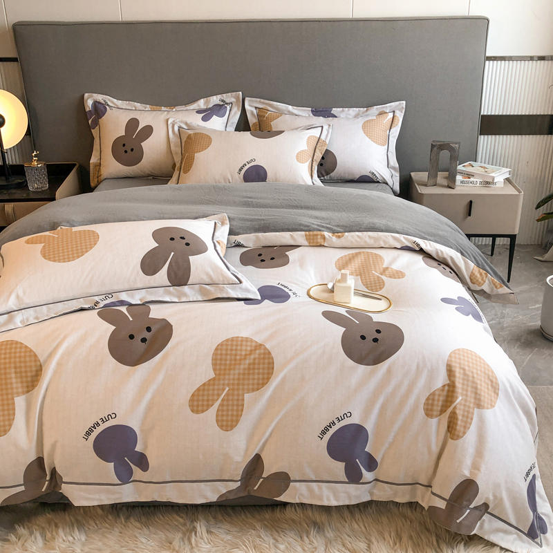 Rabbit Shape Sheet Quilt 4 PCS Bed Set Reversible Bed Sheet