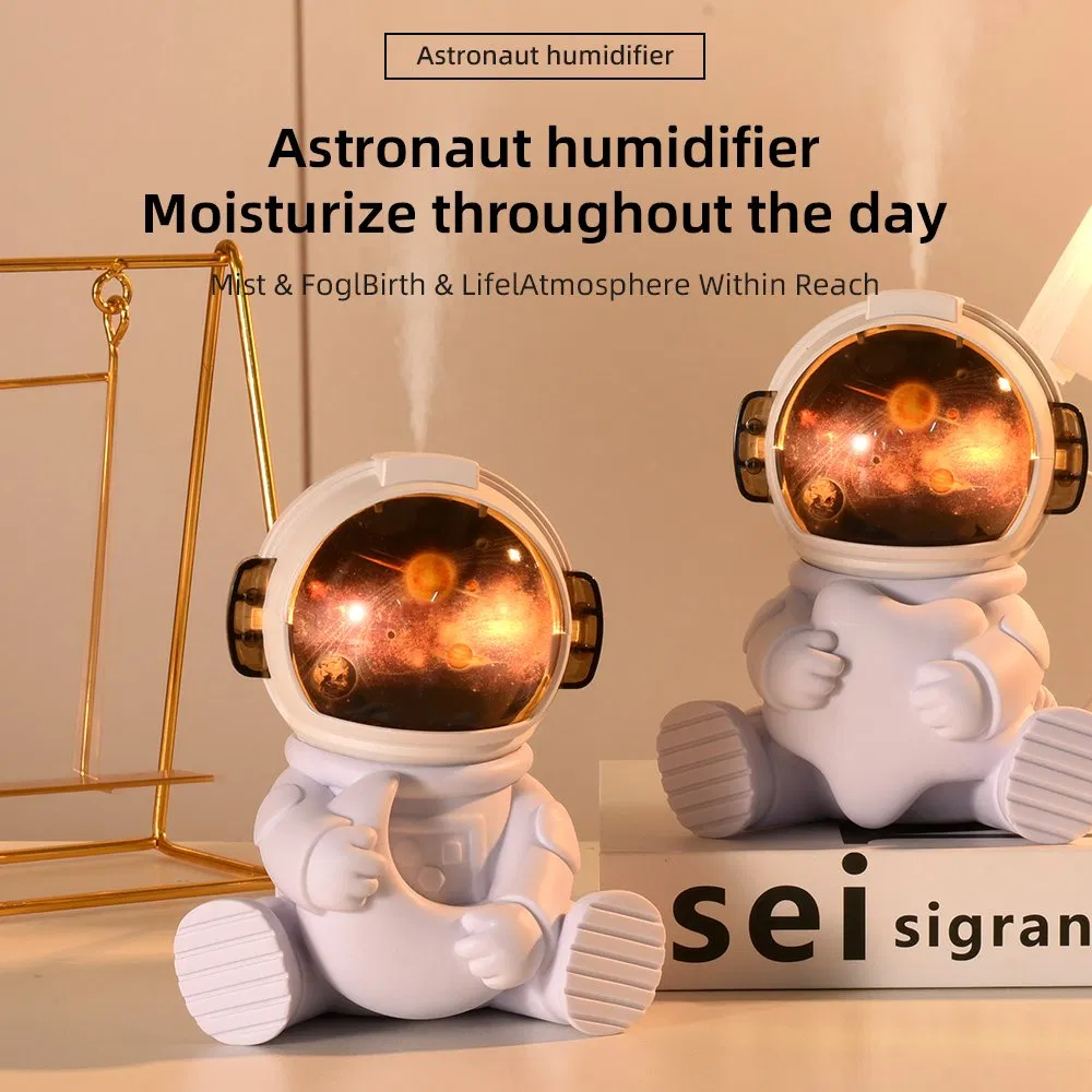2025 Hot New Car Office Mini Air Atomizer Astronaut Humidifier Desktop Home Portable Air Humidifier with Night Light