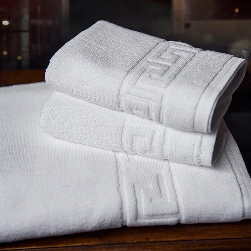 Wholesale White Customised 100% Cotton Square Towel Hotel Towel for Restaurant