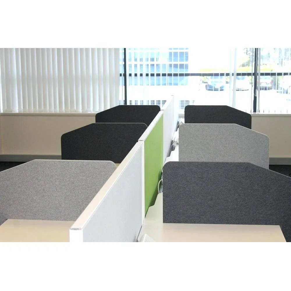 Acoustic Felt Desk Divider for Pet Workstations in Office