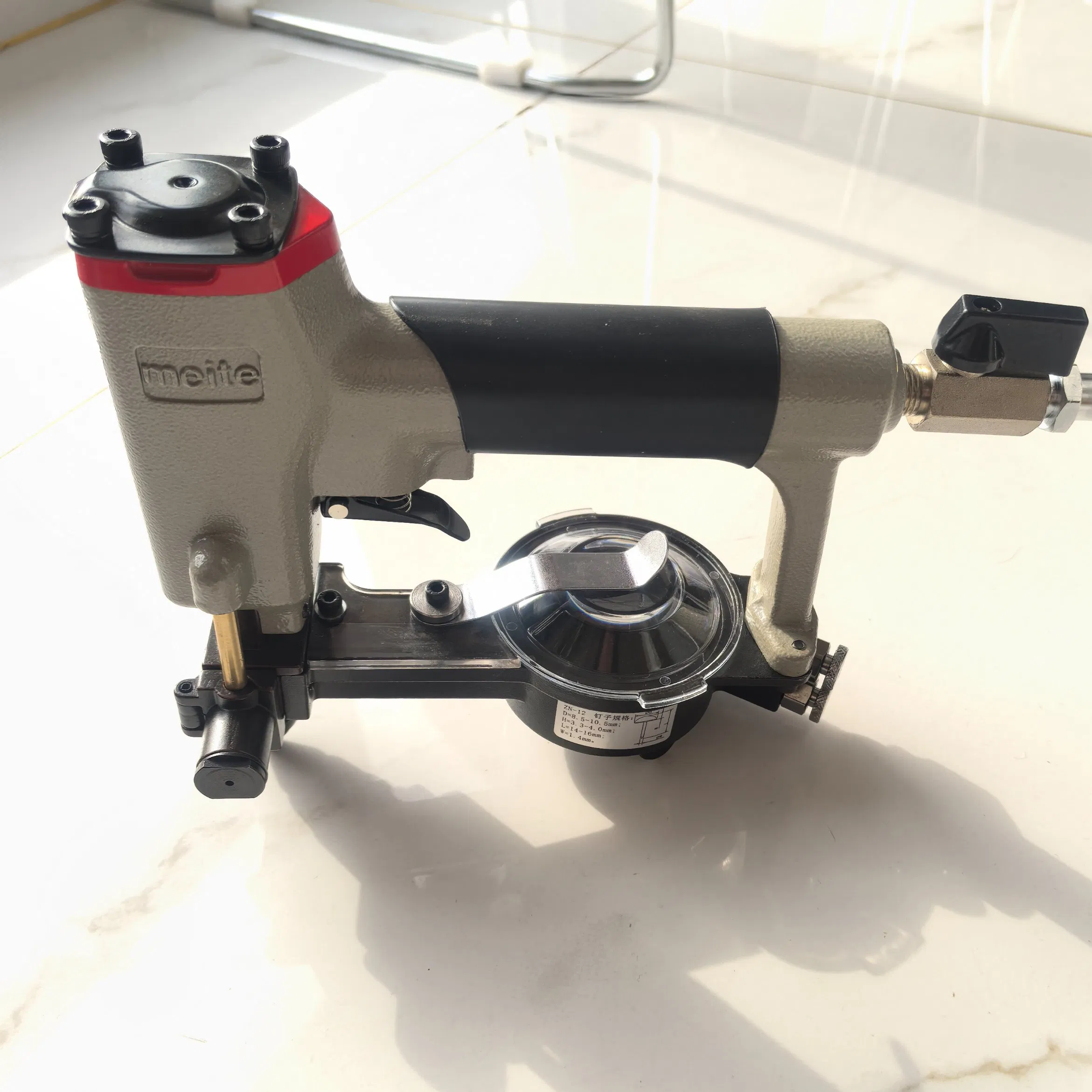 Пневматический гвоздезабивной пистолет Zn-12 для декора мебели