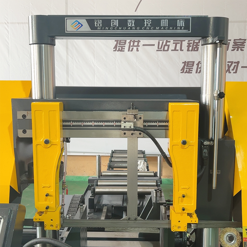 Станок ленточнопильный автоматический по металлу с ЧПУ 400 мм