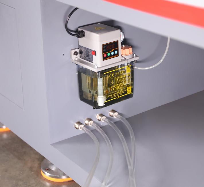 Ленточная пила по металлу горизонтальная с редуктором