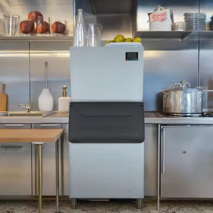 250kg/300kg 24h Commercial Big Capacity Dry Cube Ice Making Machine Small Block Ice Machine Ice Cube Maker Machine for Business