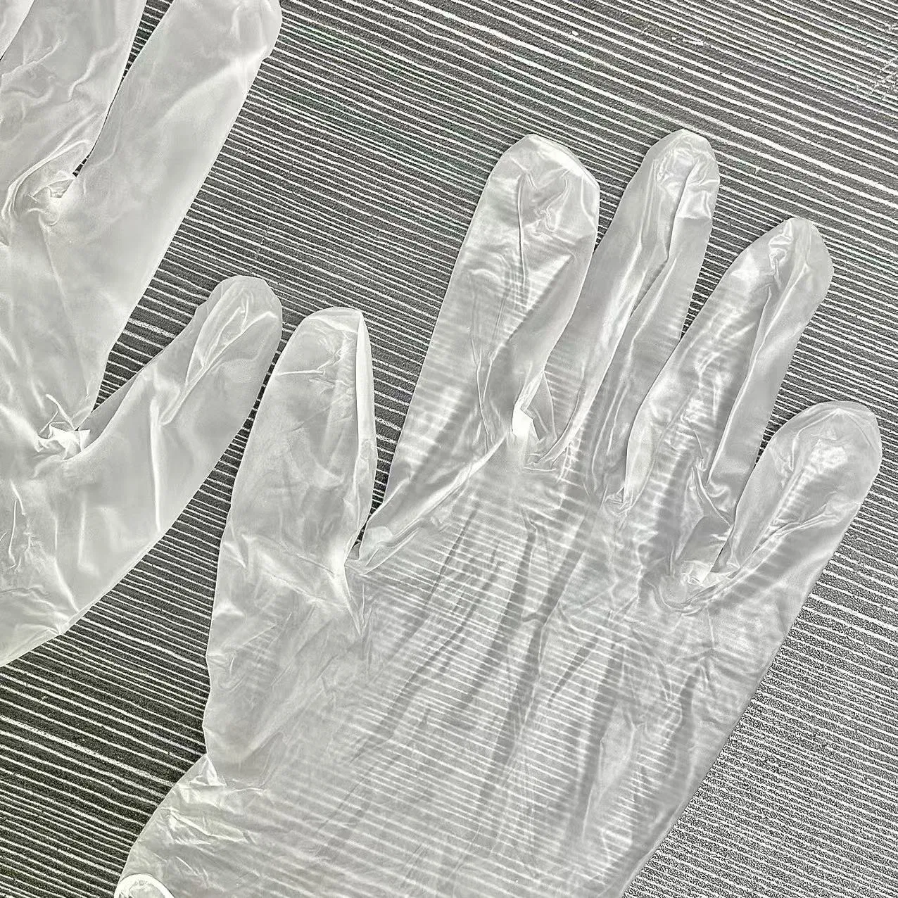 Disposable Powdered and Powder Free Examination Vinly Gloves PVC Gloves