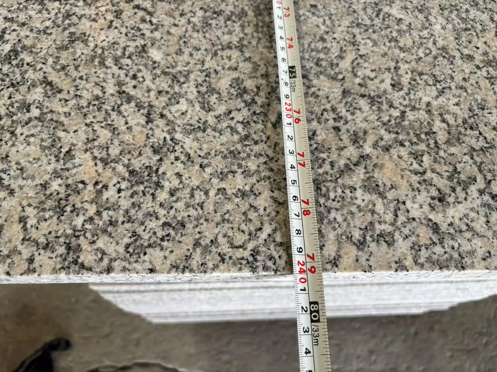 Natural Stone Granite Cheap Granite Hb G602 Decoration Material for Wall Cladding Kitchen Tops