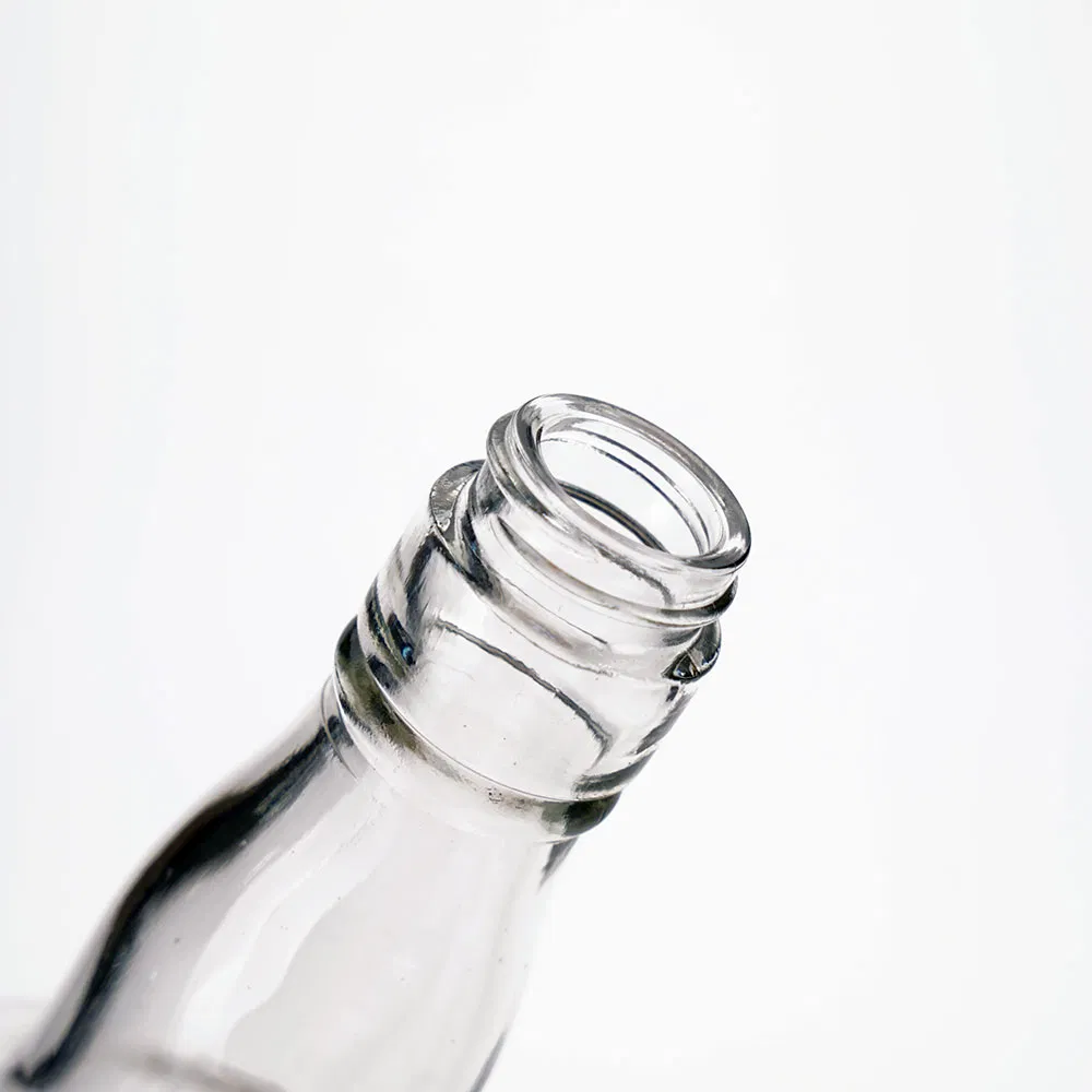 Premium Crystal Decanter for Alcoholic Beverages