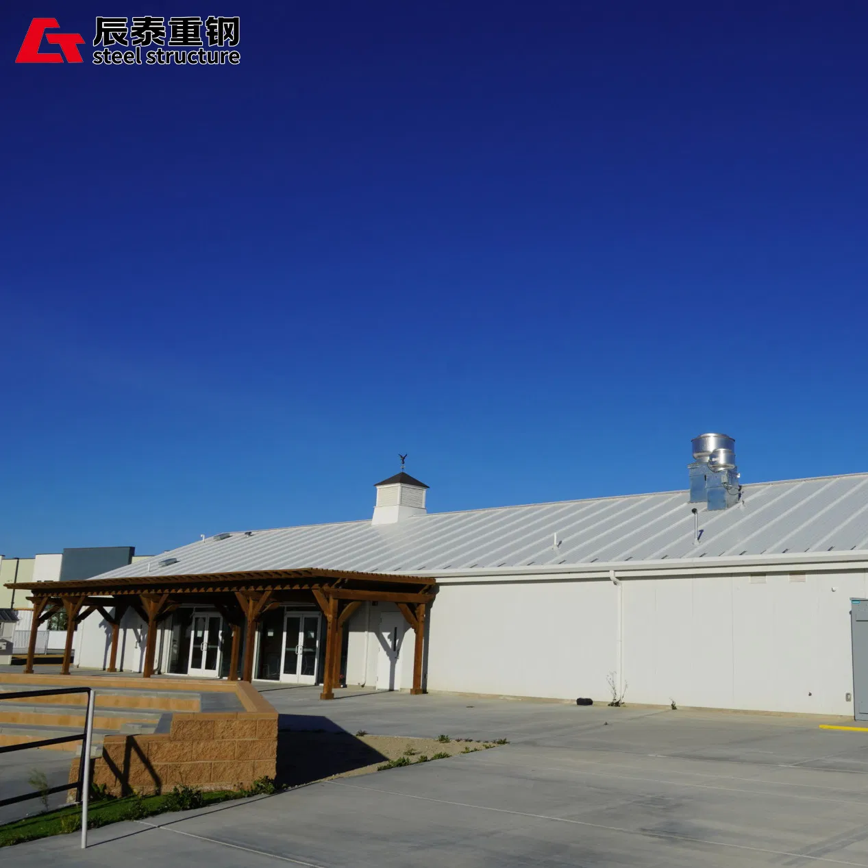 Metallic Large Span Residence Concert Venue Versatility Sustainability Shelter Building