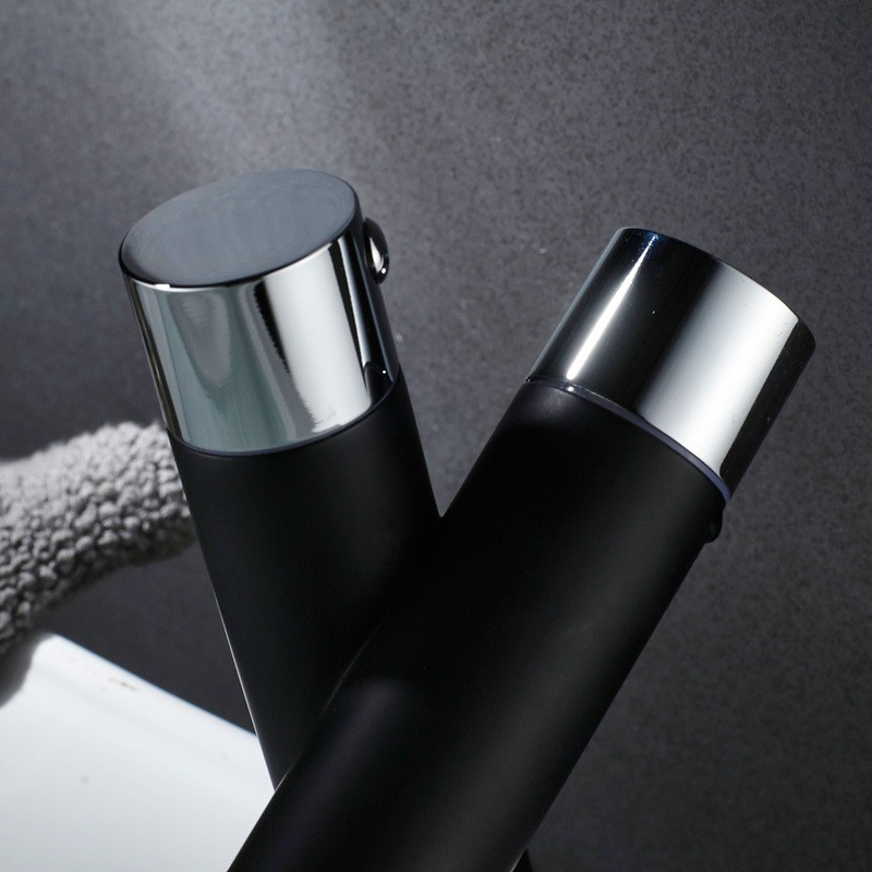 Смеситель для раковины черный латунный керамический