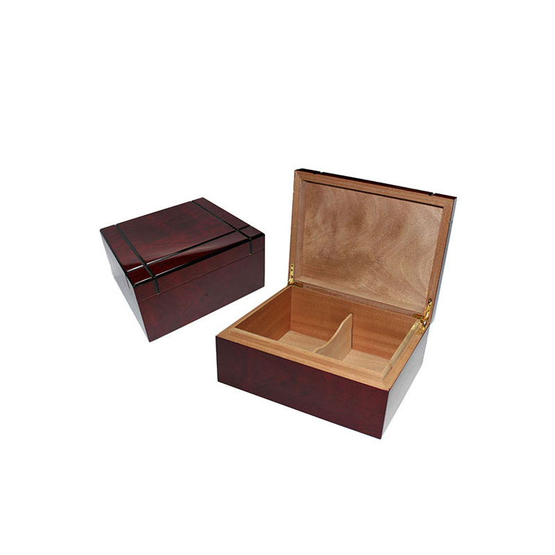 Wholesale High Gloss Wood Cedar Cigar Humidor