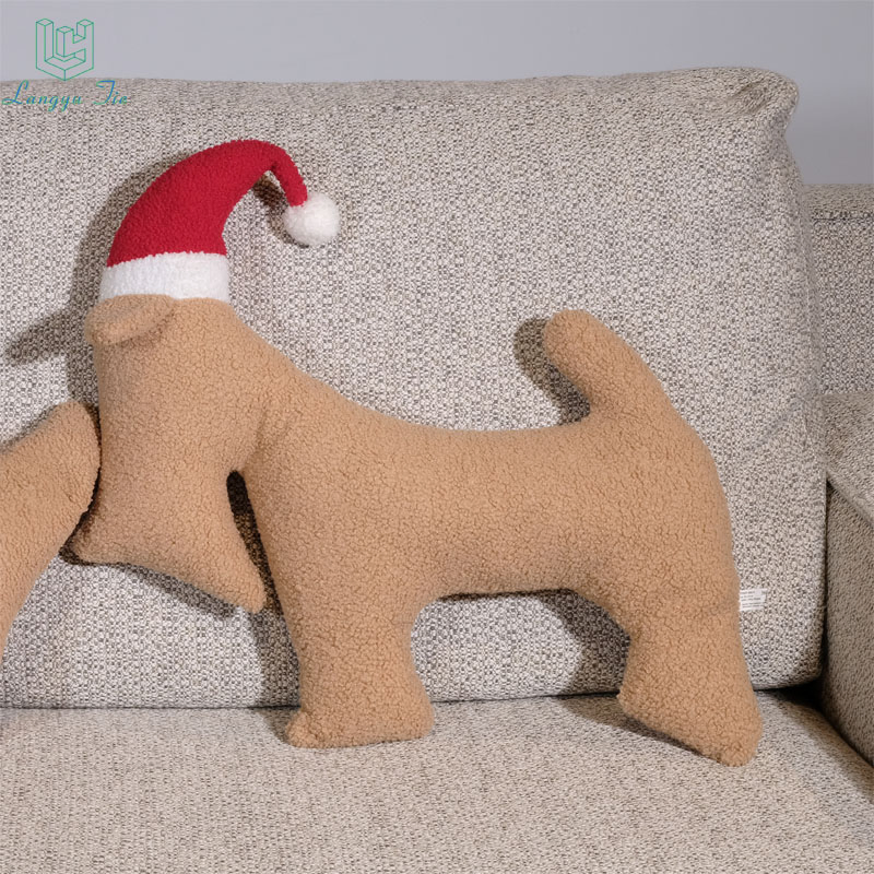 Wholesale Langyu Special-Shaped Cushions Dutch Velvet Deer Pillow Christmas Throw Pillows Christmas Elk Cushions