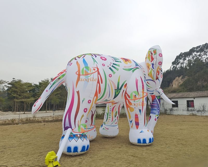 Customized Decoration Giant Inflatable Elephant, Advertising Inflatable Cartoon Elephant