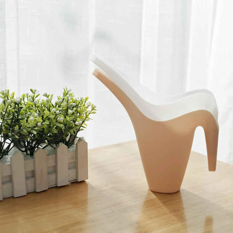 Plastic Pouring Water Bottle with Pointed Mouth and Long Mouth Home Flower Potted Watering Watering Can Gardening Watering Tool