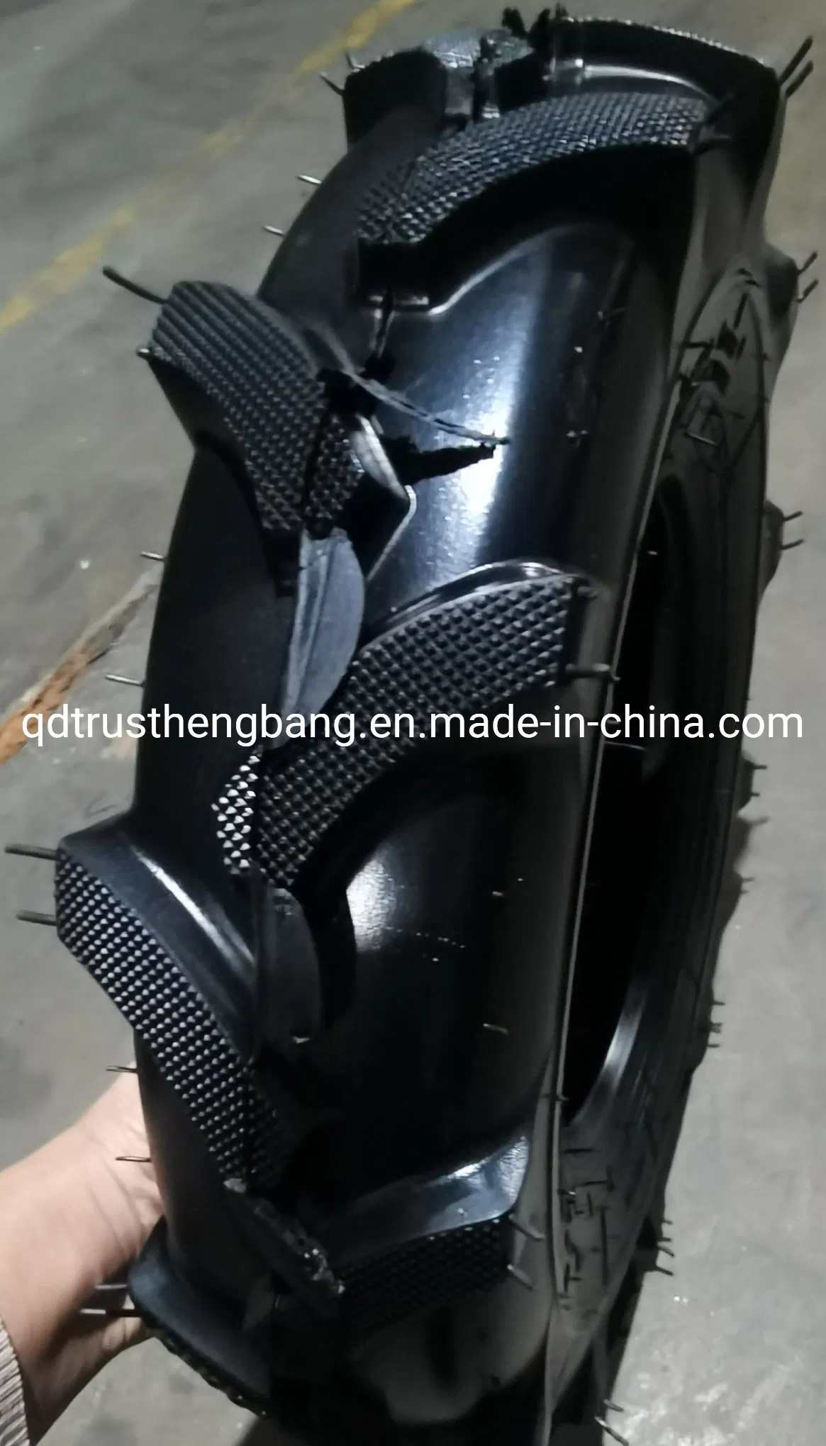 Шина сельскохозяйственная 4.00-8 / 4.00-10 с диском