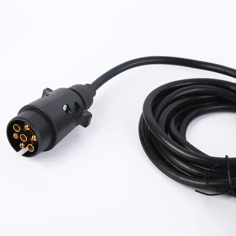 7-Pin Trailer Plug with Straight Cable