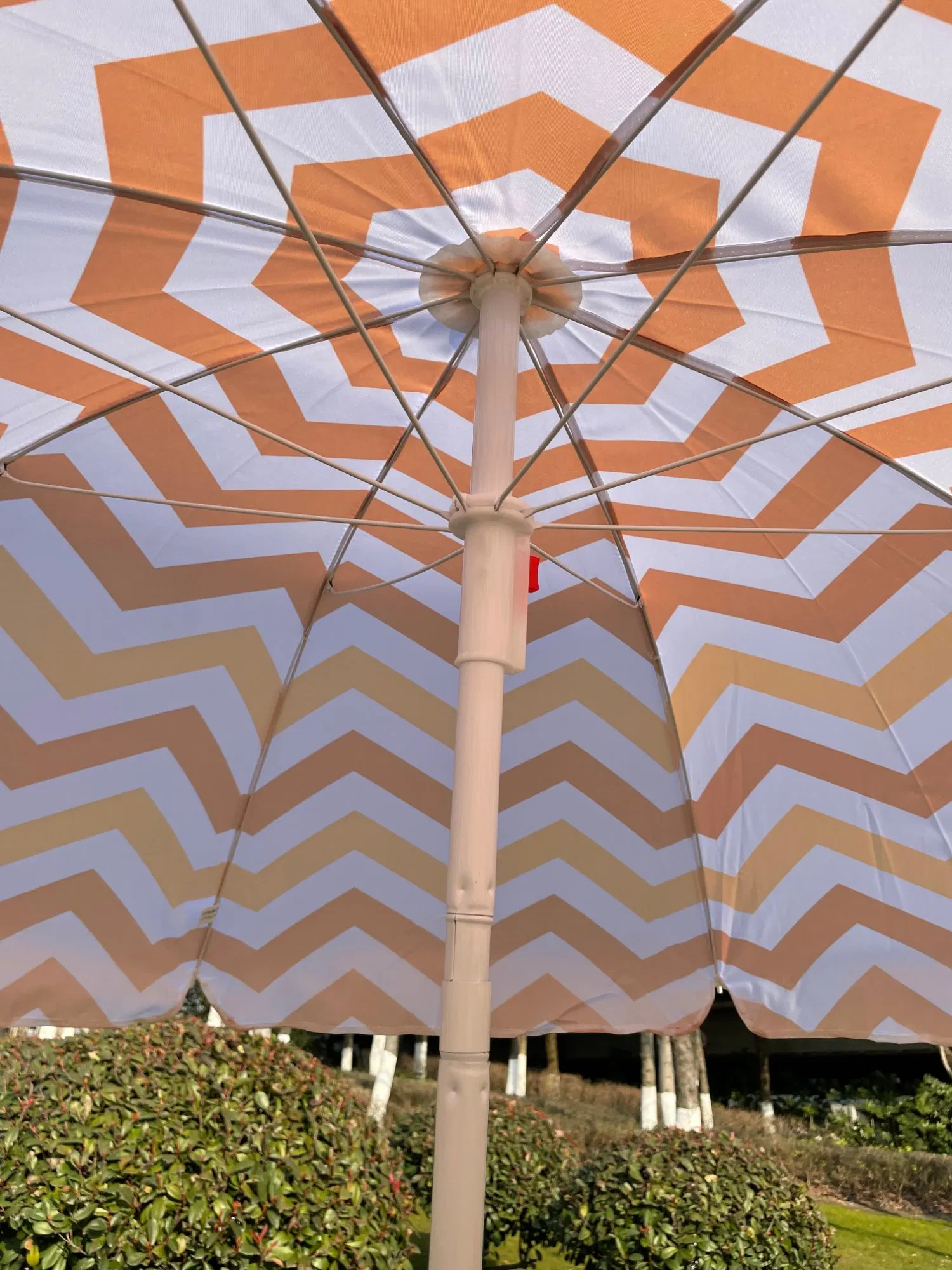 140g Polyester Fabric Outdoor Sun Beach Umbrella