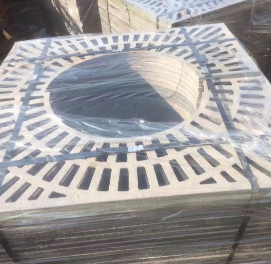 Чугунная решетка для деревьев в парк и сад