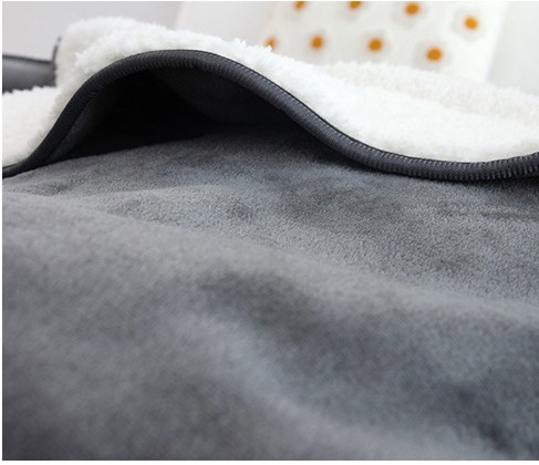 OEM Waterproof Pet Soft Fleece Polyester Soft Blanket for Pet Dog Cat