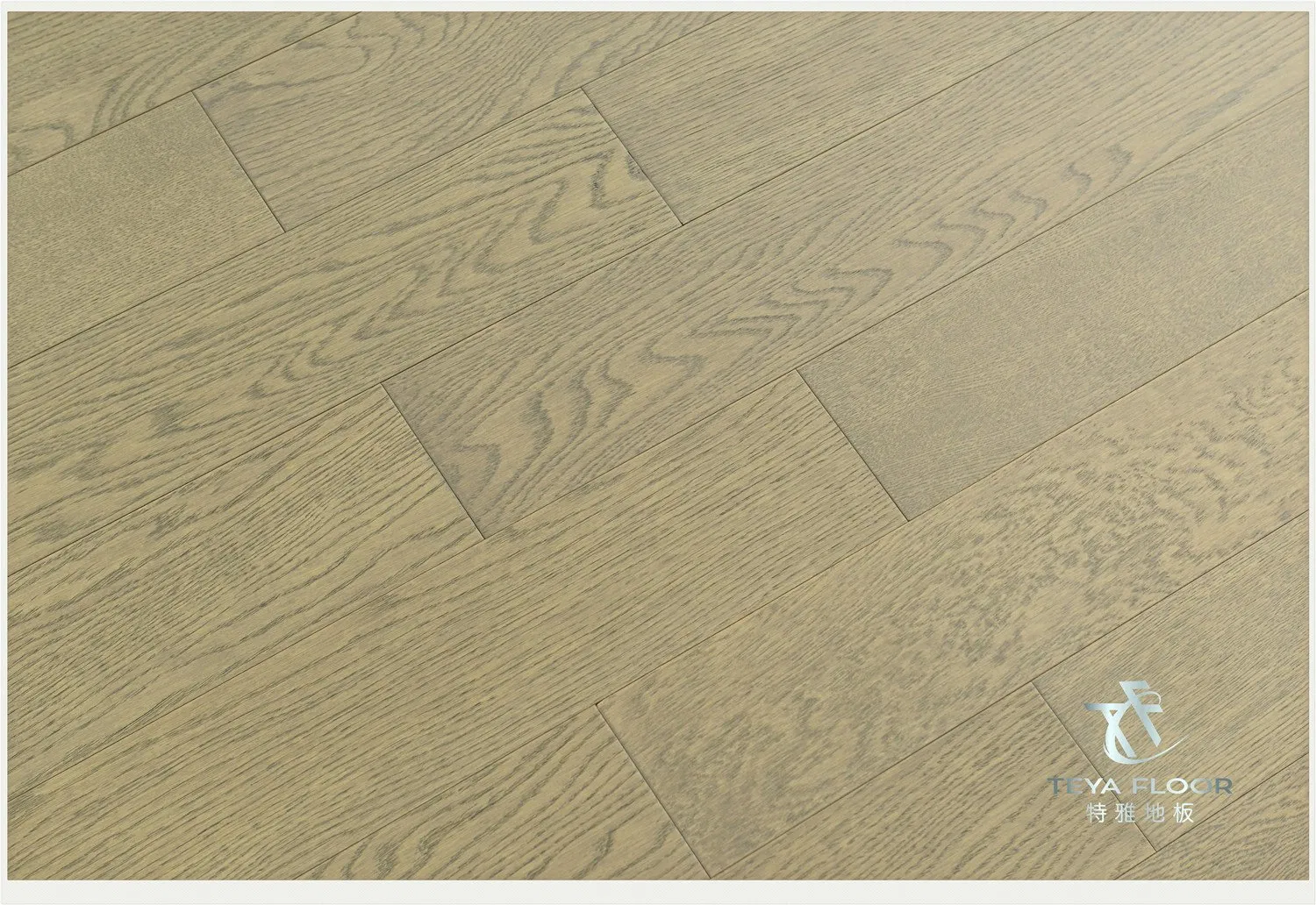 Oak Engineered Wood Flooring, Grey Color, UV Lacquer