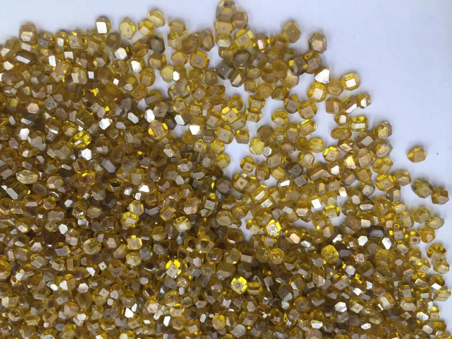 Synthetic Rough Diamond/ Synthetic Diamonds for Sale