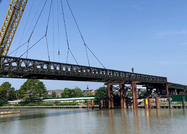 Guoshun Bundle Pedestrian Modular Steel Structure Bridge for Highway Over Water