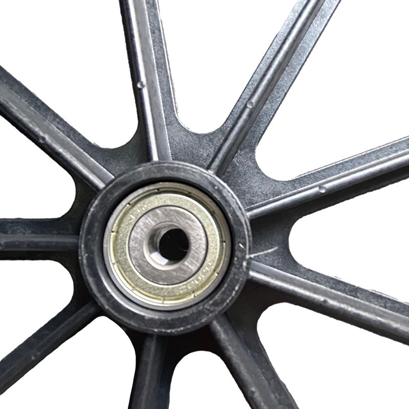 Customizable Wheelchair Wheels for a Personalized Mobility Experience