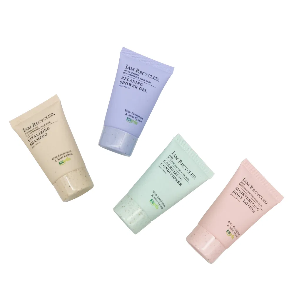 Customized Hotel Toiletries Bathroom Accessories Disposable Hotel Amenities Set