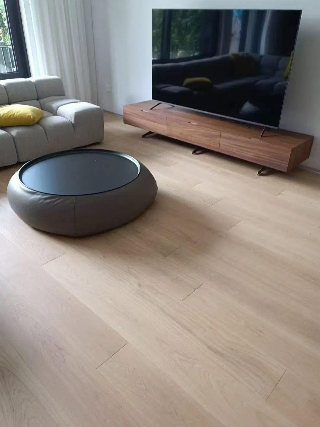 125*610*18mm High Quality European Oak Indoor Hardwood Flooring